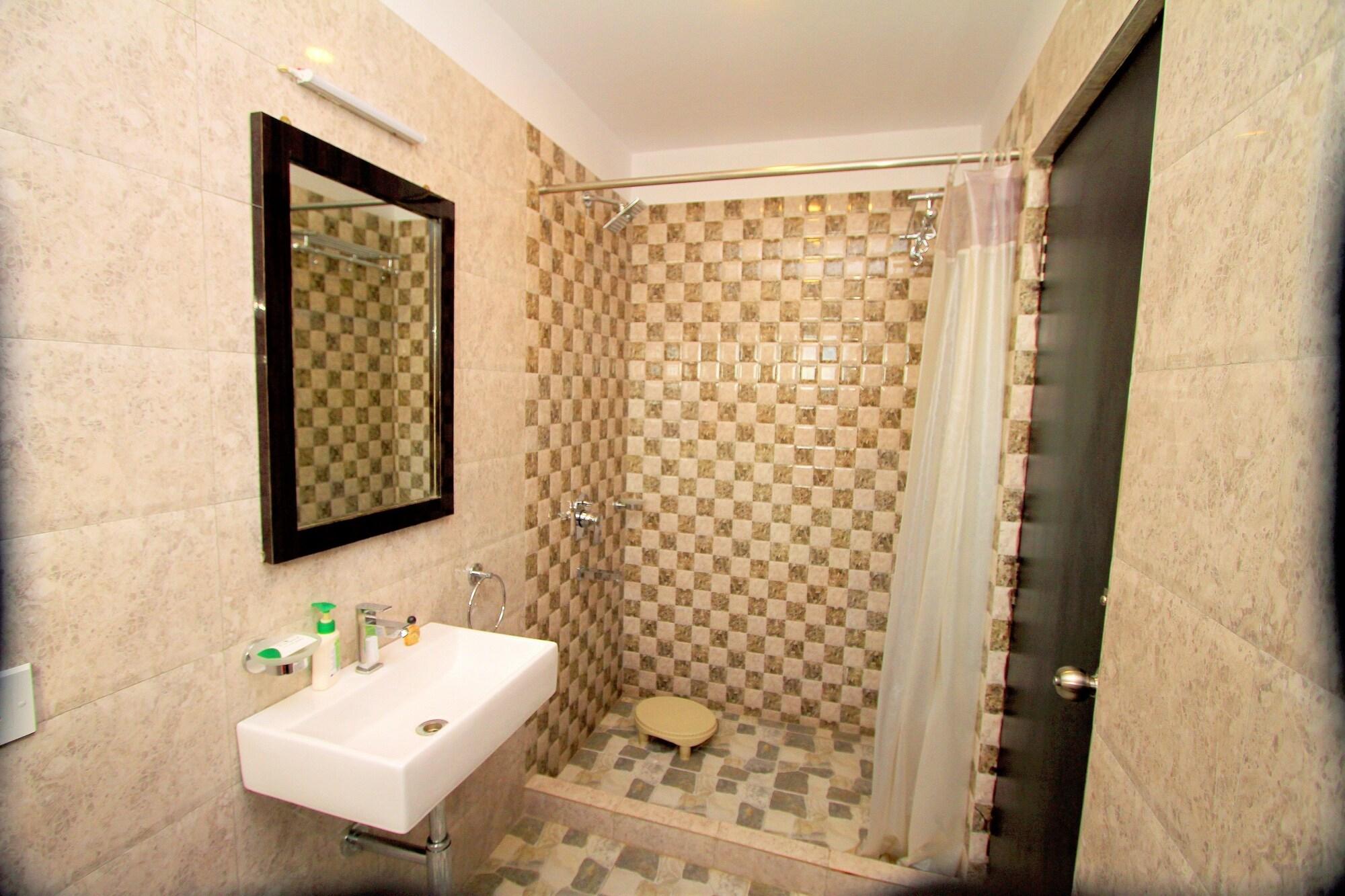 Hotel Crestwood Kalkutta Kültér fotó