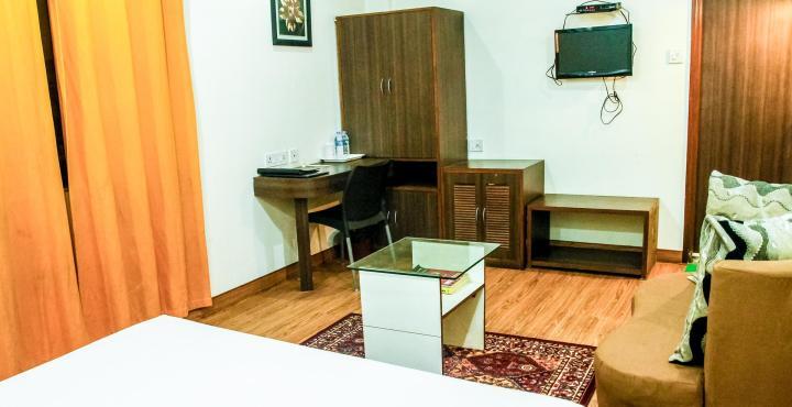 Hotel Crestwood Kalkutta Kültér fotó