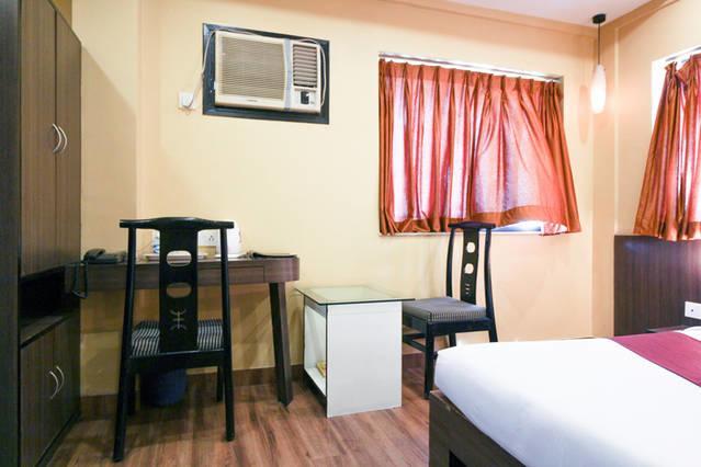 Hotel Crestwood Kalkutta Kültér fotó